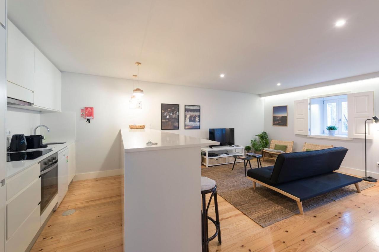 Lovelystay - Porto Peaceful Living W/ Backyard Esterno foto