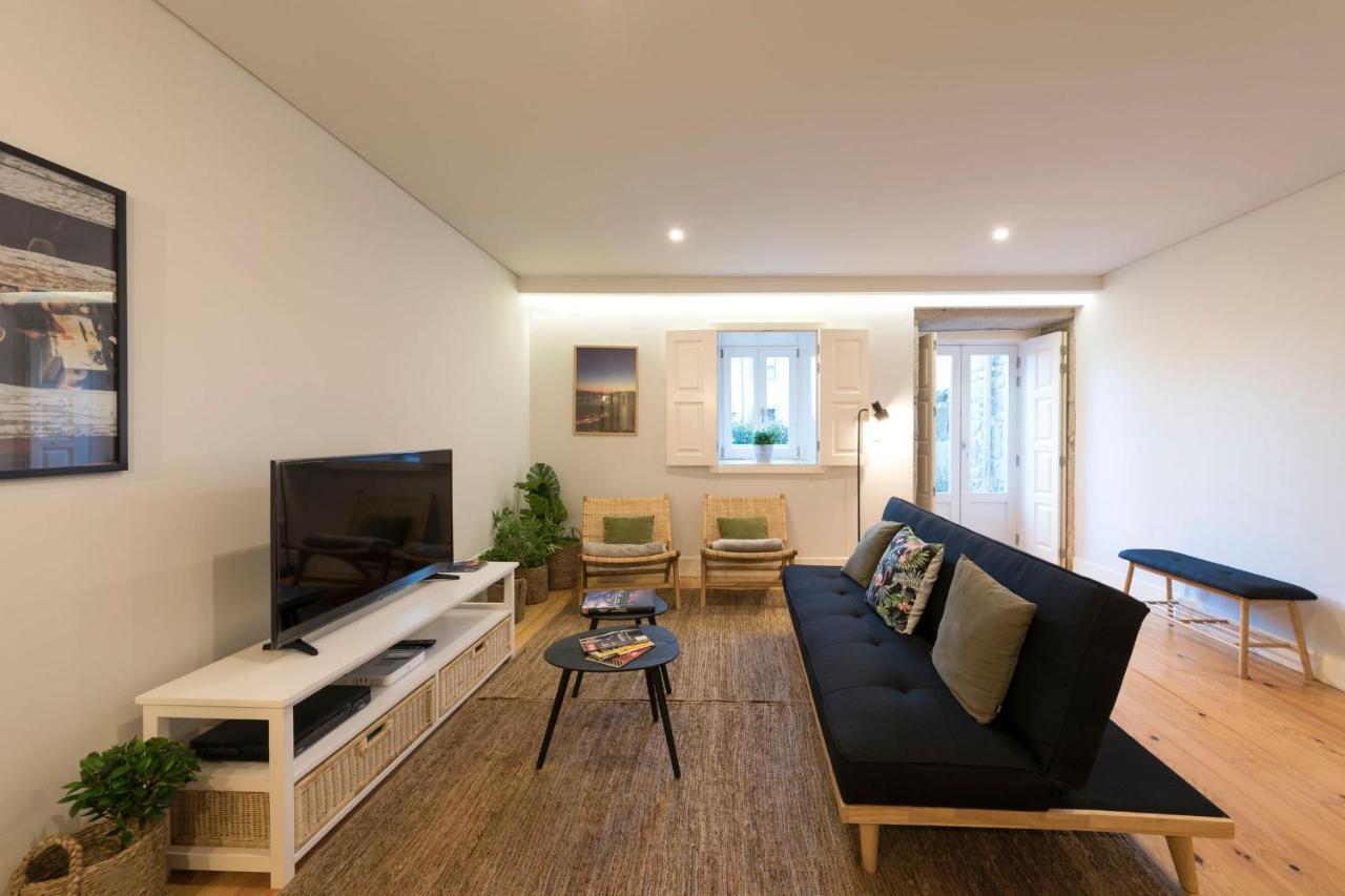 Lovelystay - Porto Peaceful Living W/ Backyard Esterno foto