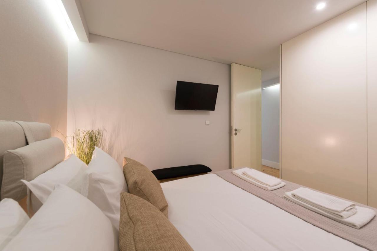 Lovelystay - Porto Peaceful Living W/ Backyard Esterno foto