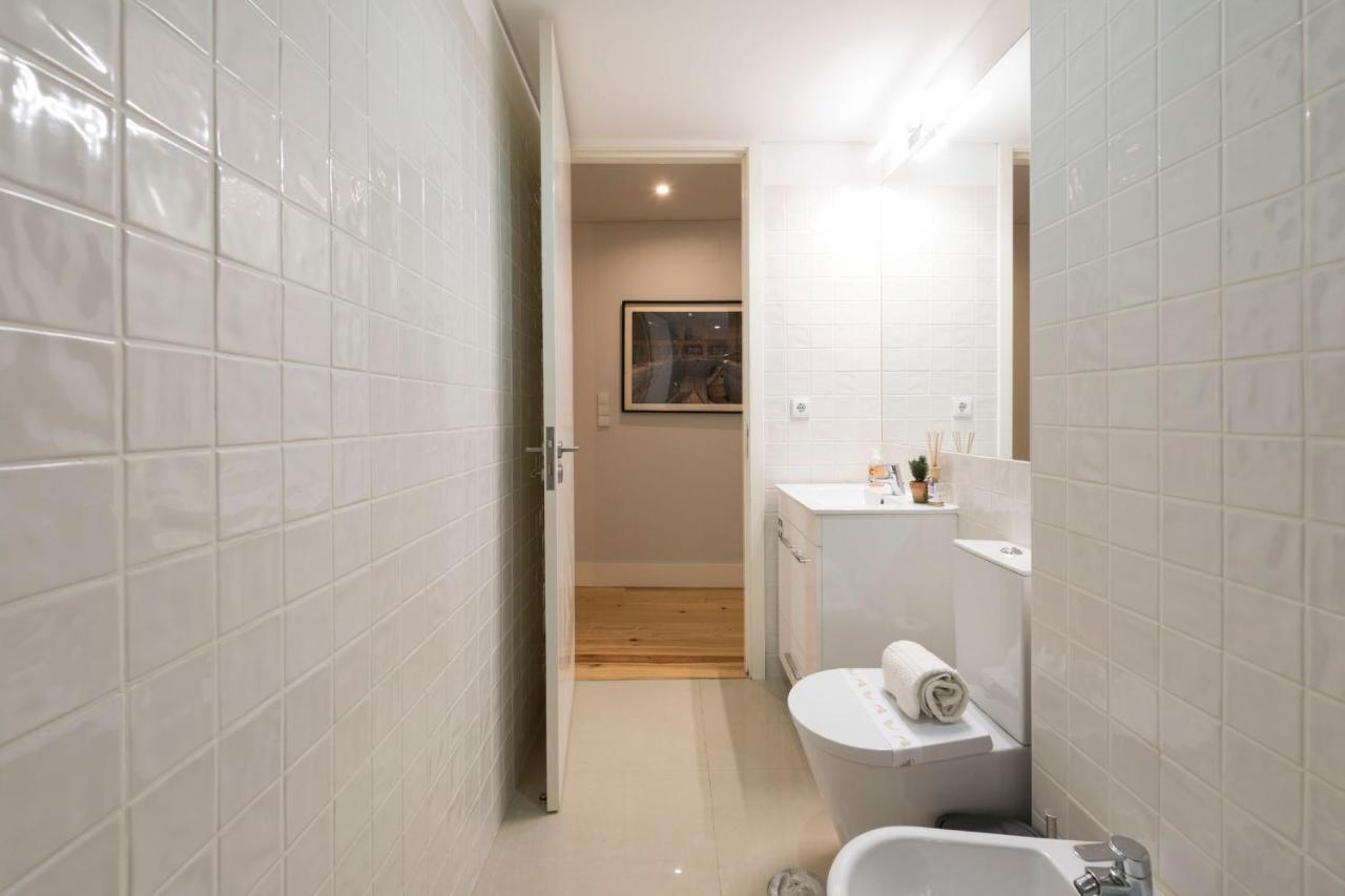Lovelystay - Porto Peaceful Living W/ Backyard Esterno foto